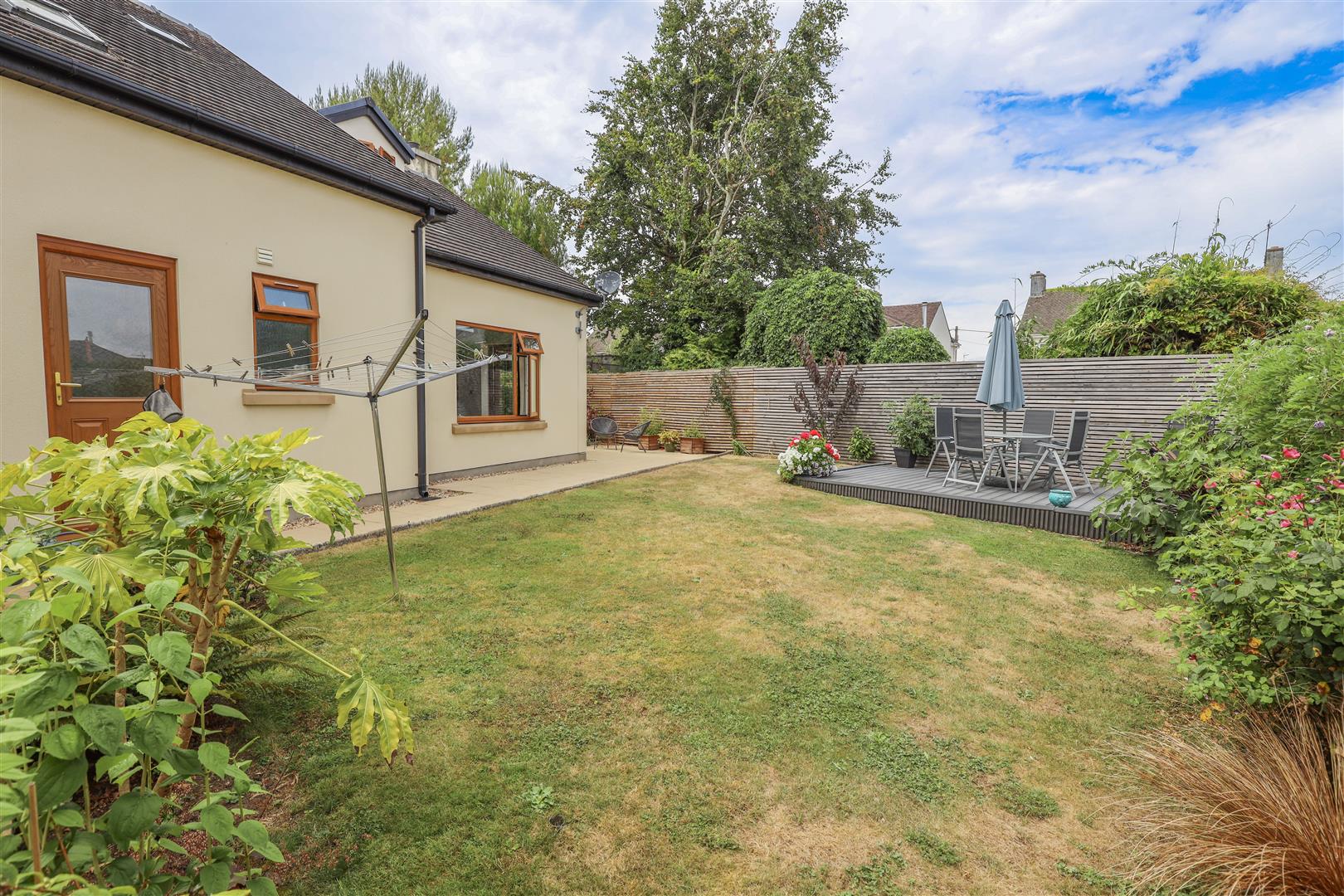 Primrose View, St. Quentins Close, Llanblethian, Cowbridge, Vale Of Glamorgan, CF71 7EZ